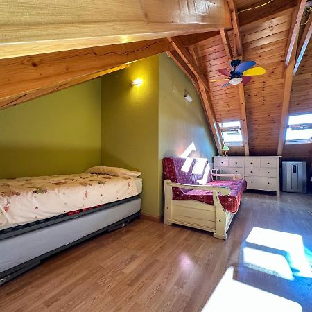 Apartamento Acogedor Atico Duplex En El Centro En Biescas/4Pax Exterior foto