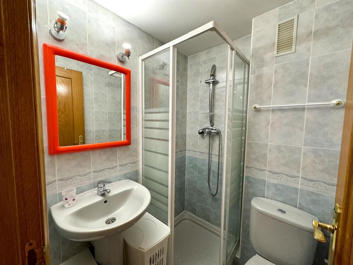 Apartamento Acogedor Atico Duplex En El Centro En Biescas/4Pax Exterior foto